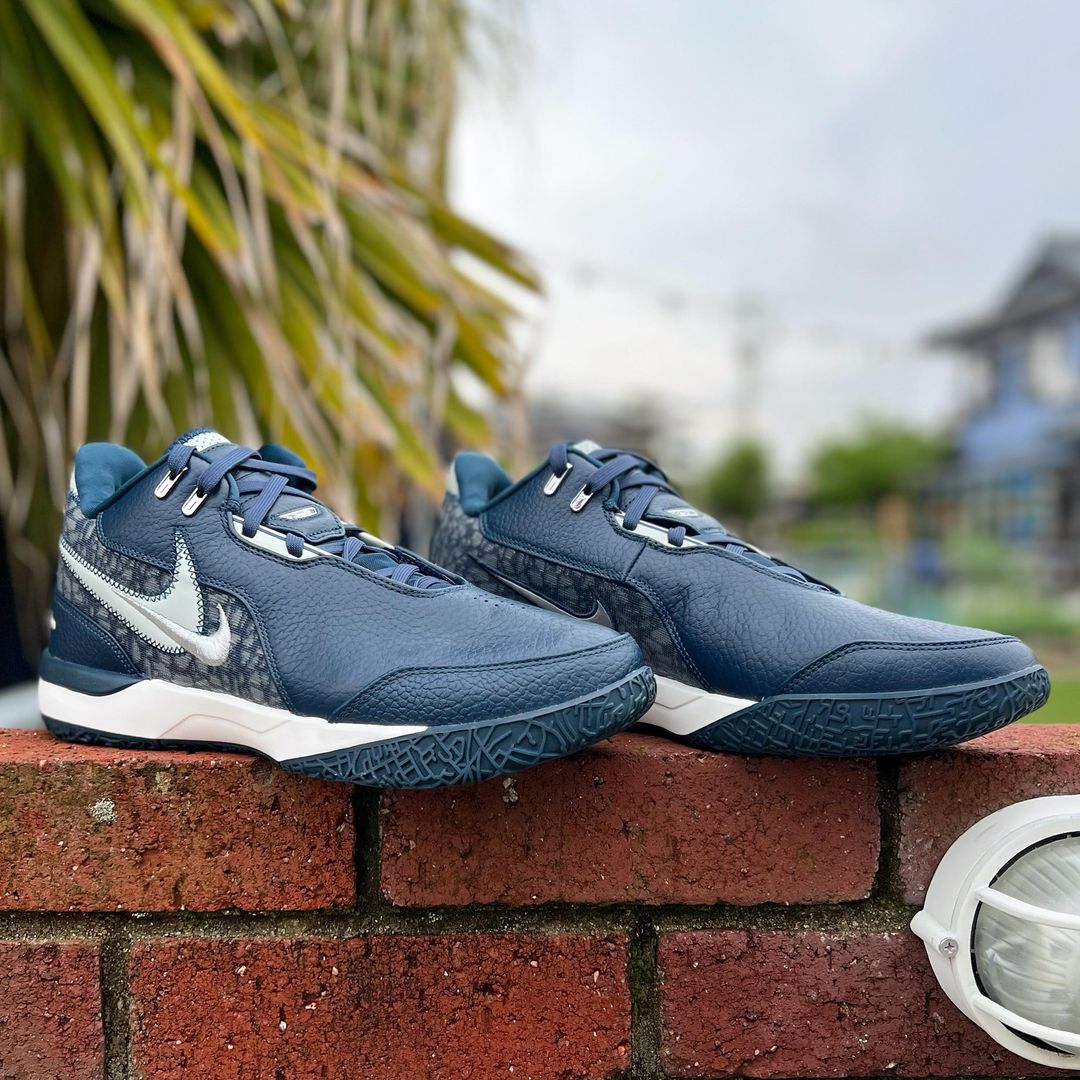 NIKE ZOOM LEBRON NXXT GEN AMPD ナイキ ズーム レブロン ネクスト