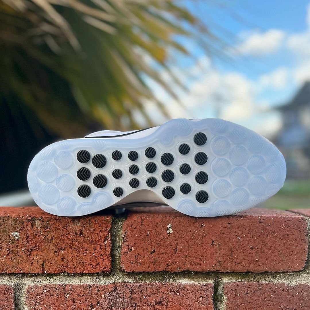 NIKE AIR ZOOM G.T. HUSTLE 2 ナイキ エア ズーム GT ハッスル 2