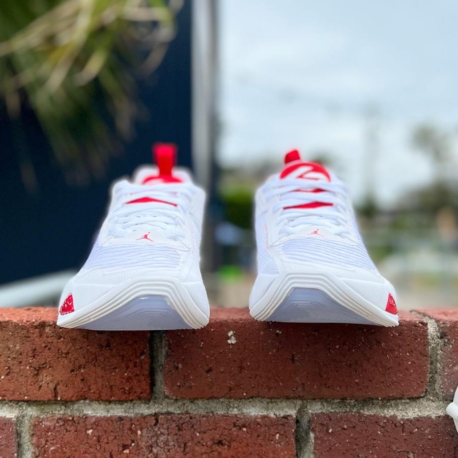 luka1 ルカ1 Jordan バスケットボールシューズ ホワイト/レッド Jordan Luka1バスケットシューズ luka1 ルカ1 Jordan バスケットボール