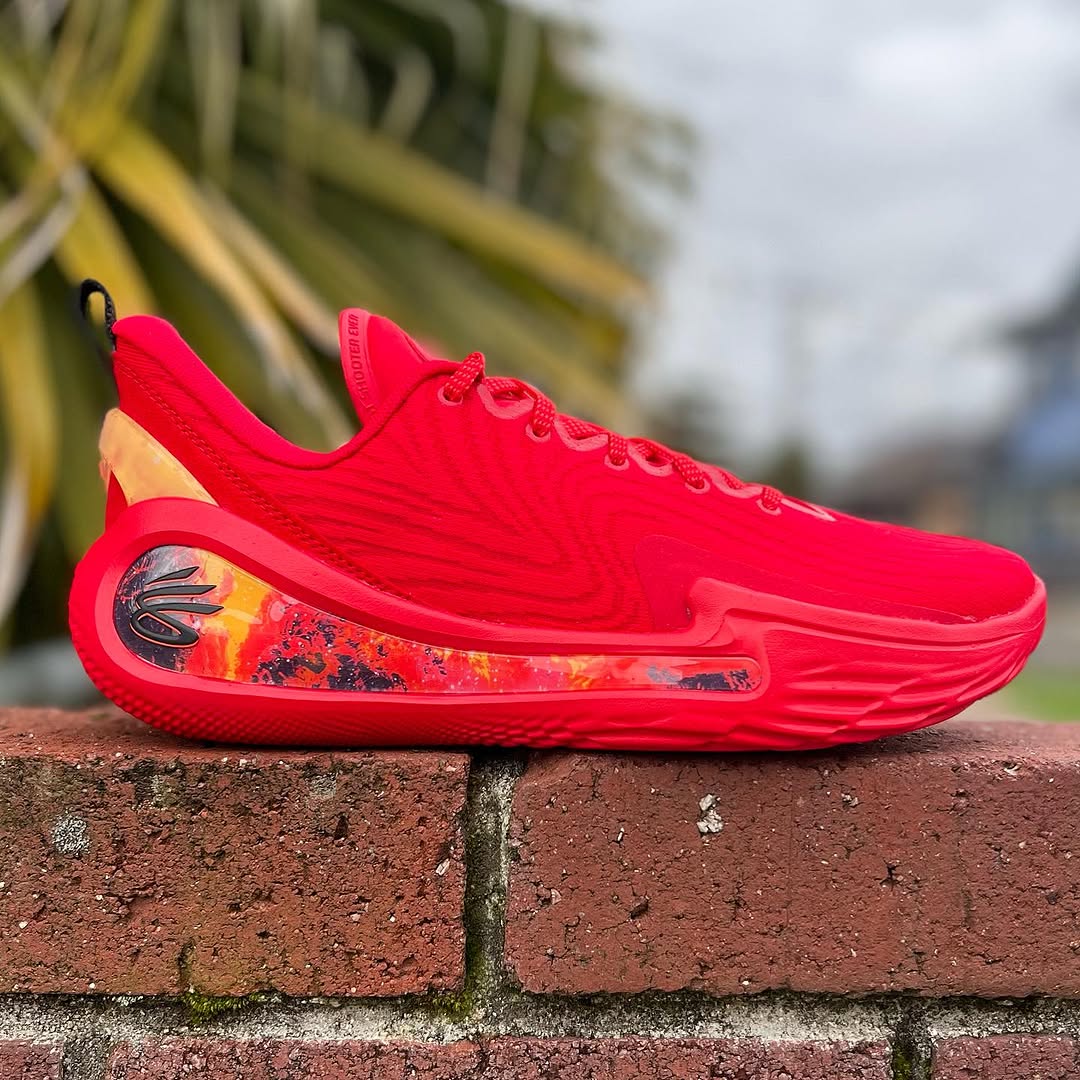 〈新品未使用〉カリー12 〈SPARK〉 バッシュ 29.0 cm アンダーアーマー公式】 カリー12 ＜SPARK＞（バスケットボール