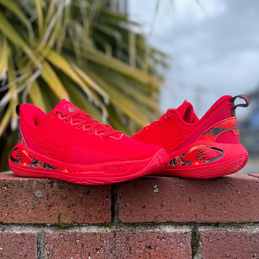 CURRY カリー12 ＜SPARK＞ UNDER ARMOUR CURRY 12 GS 'SPARK' アンダーアーマー カリー 12