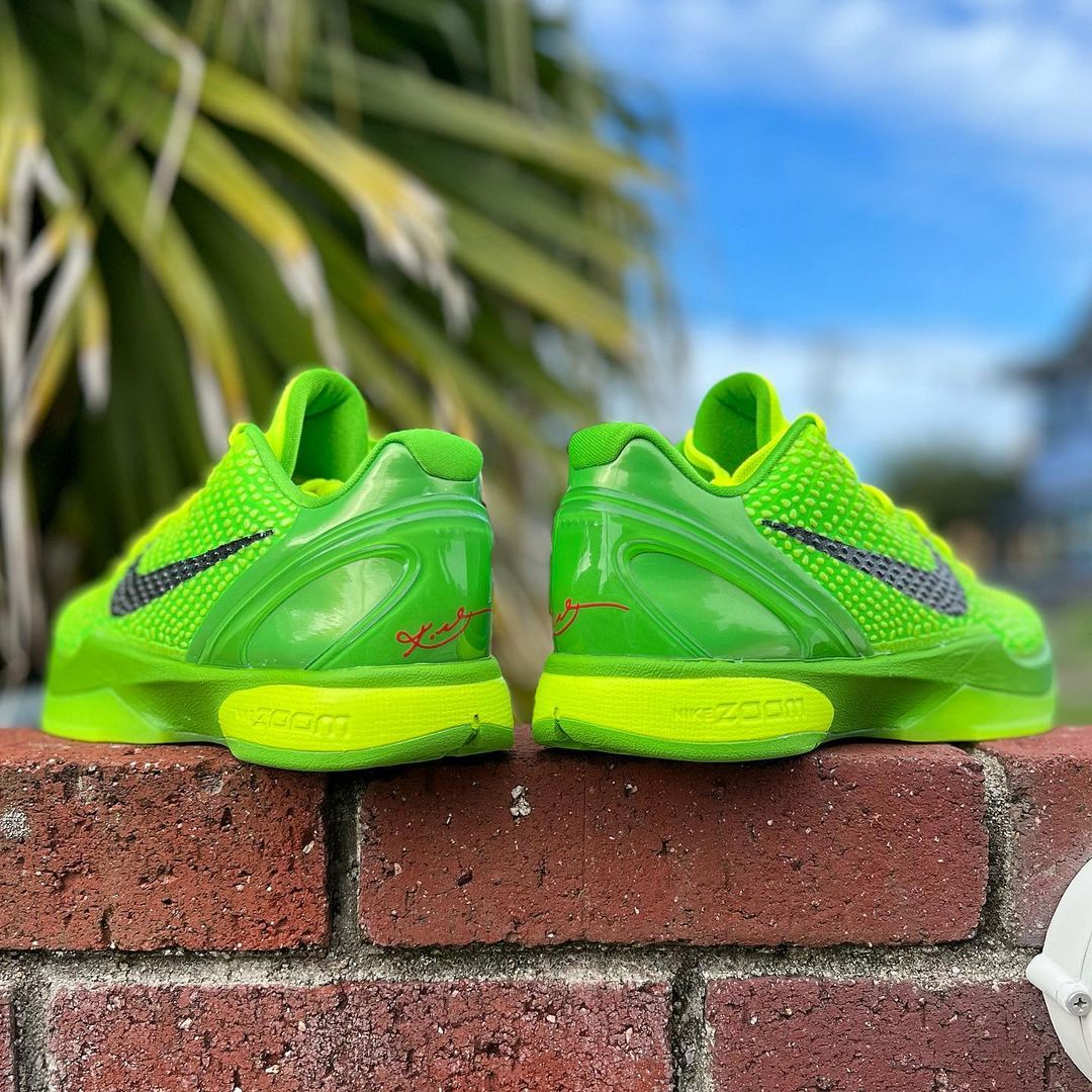 NIKE KOBE 6 PROTRO 'GRINCH' ナイキ コービー 6 プロトロ