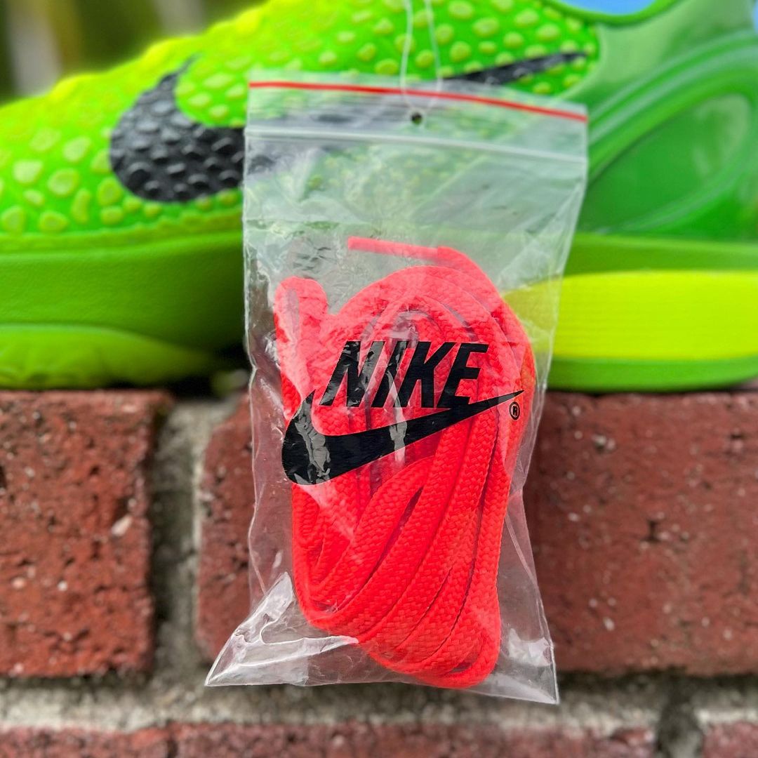 本物！NIKE KOBE 6 GRINCH ナイキ コービー グリンチ 12/15発売｜Nike Kobe 6 Protro 