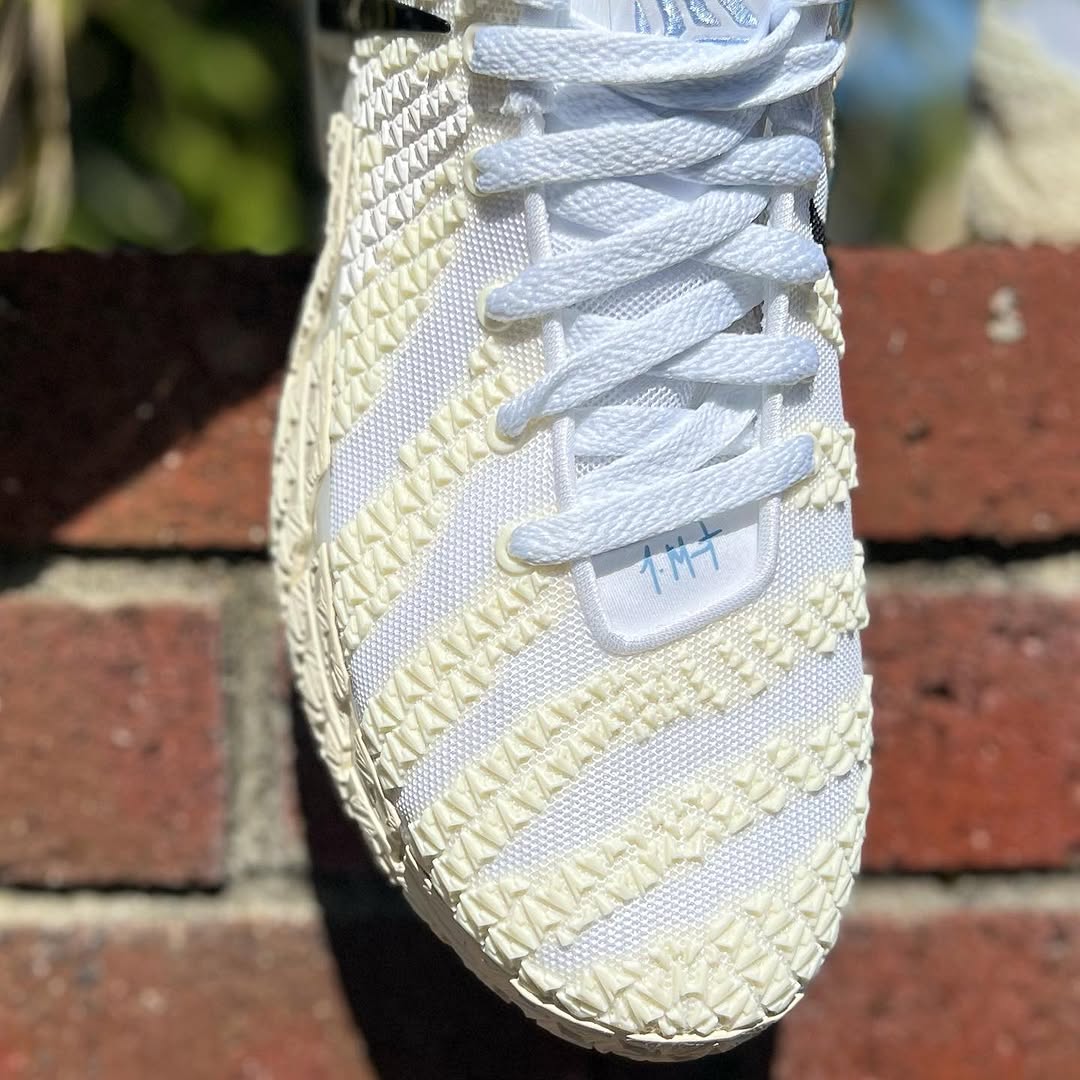 NIKE JA 3 EP 'COCONUT MILK' ナイキ ジャ 3 ジャ モラント