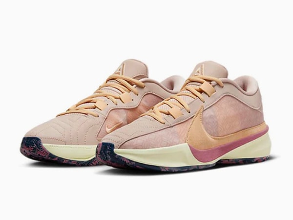 NIKE ZOOM FREAK 5 FOSSIL STONE ナイキ ズーム フリーク 5 ヤニス