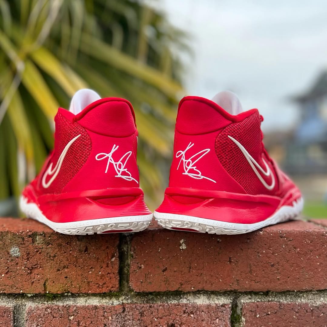 Kyrie 7 ホワイト/レッド バスケットシューズ カイリー ナイキ メンズ バッシュ Nike Kyrie 7 - University
