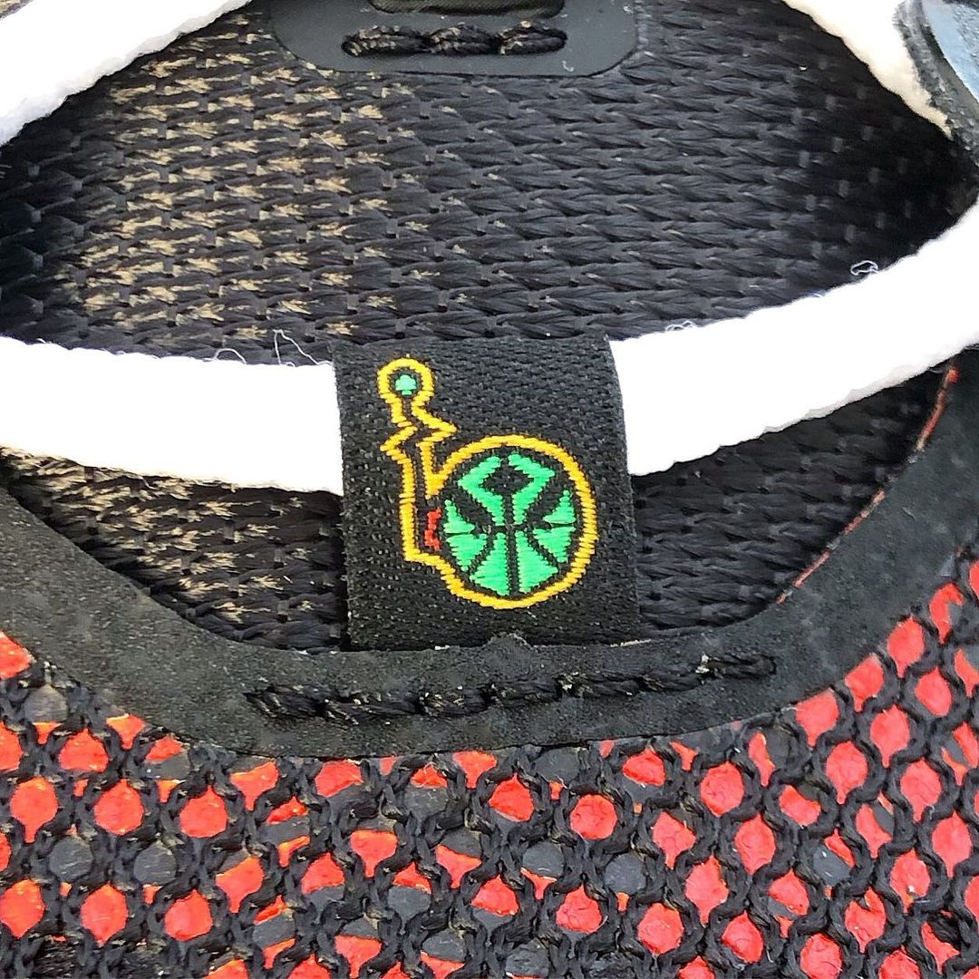 NIKE KYRIE 7 EP 'RAYGUN' ナイキ カイリー 7 レイガン 【MEN'S