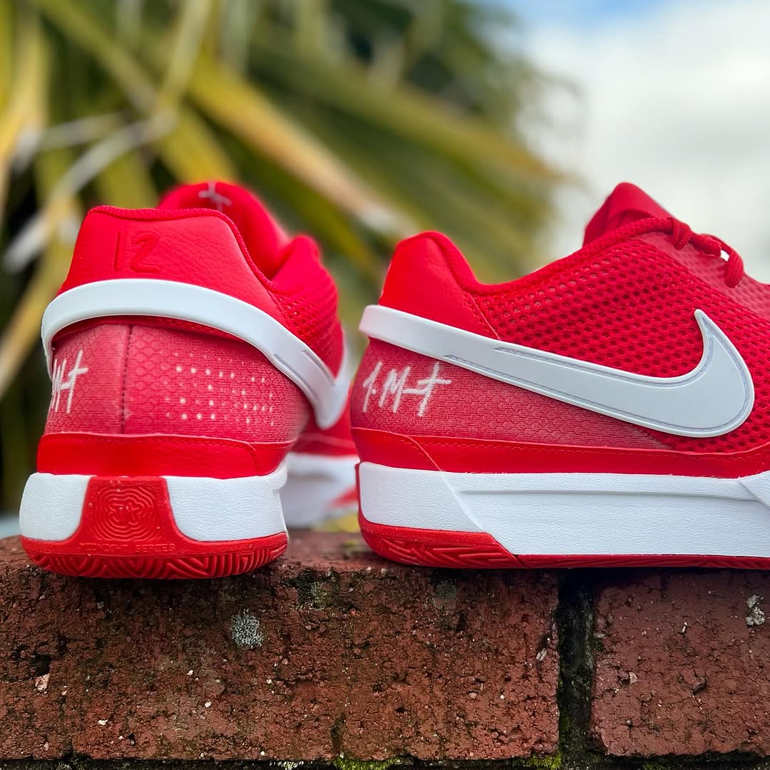 【最終値下!ほぼ未使用!】バッシュ　Nike ジャ1 ※箱あり ナイキ（NIKE）（キッズ）ジュニア バスケットシューズ ジャモラント