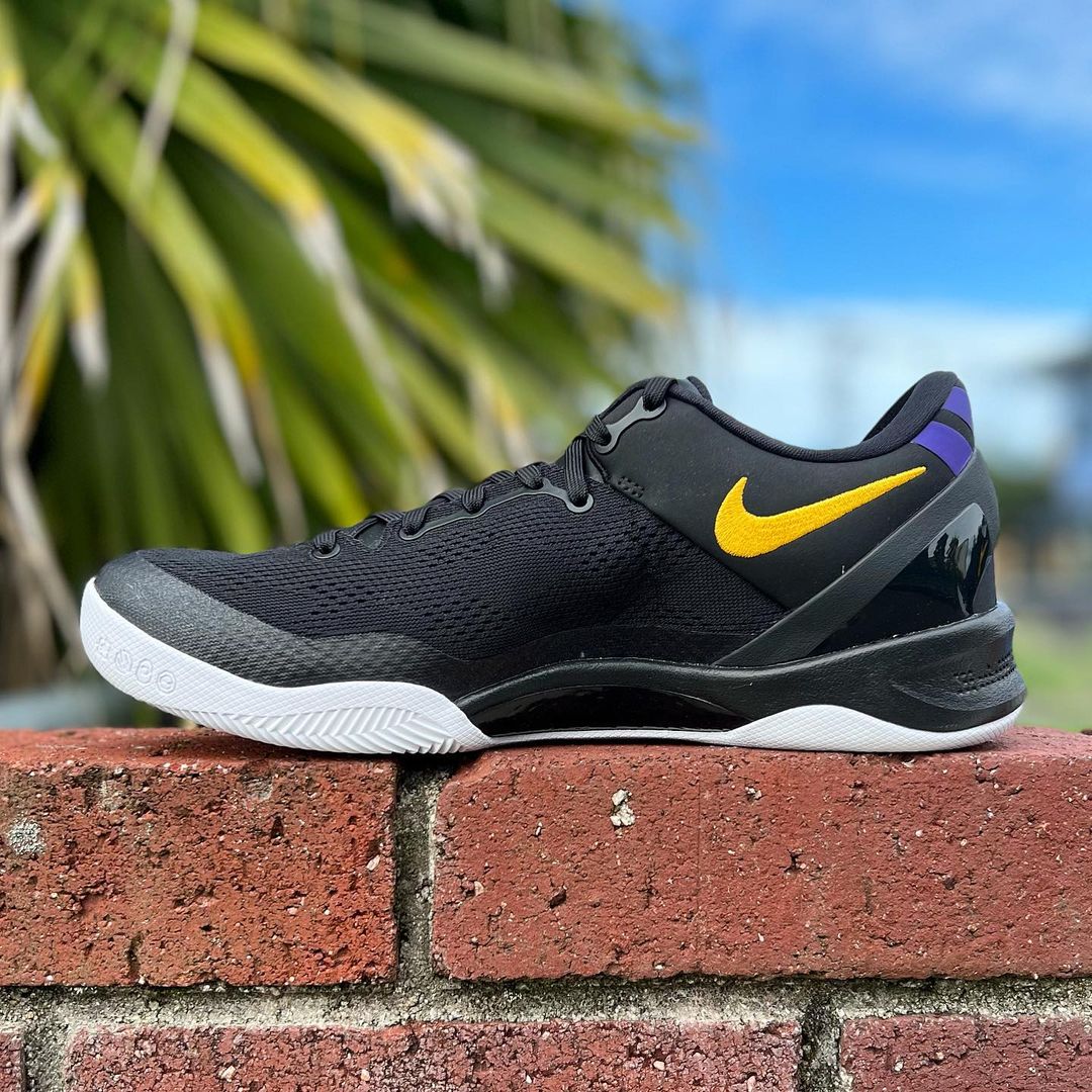 シューズ(男性用) Nike Kobe 8 Protro NIKE KOBE 8 PROTRO 'LAKERS AWAY' ナイキ コービー 8 プロトロ