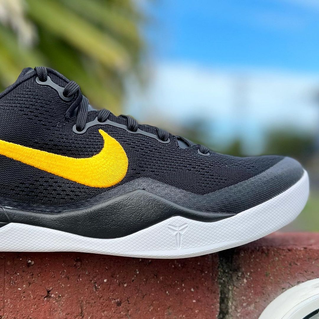 NIKE KOBE 8 PROTRO 'LAKERS AWAY' ナイキ コービー 8 プロトロ