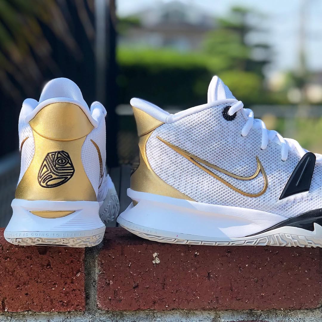 シューズ(男性用) NIKE KYRIE 7 26cm CQ9327-600 Nike Kyrie 7 