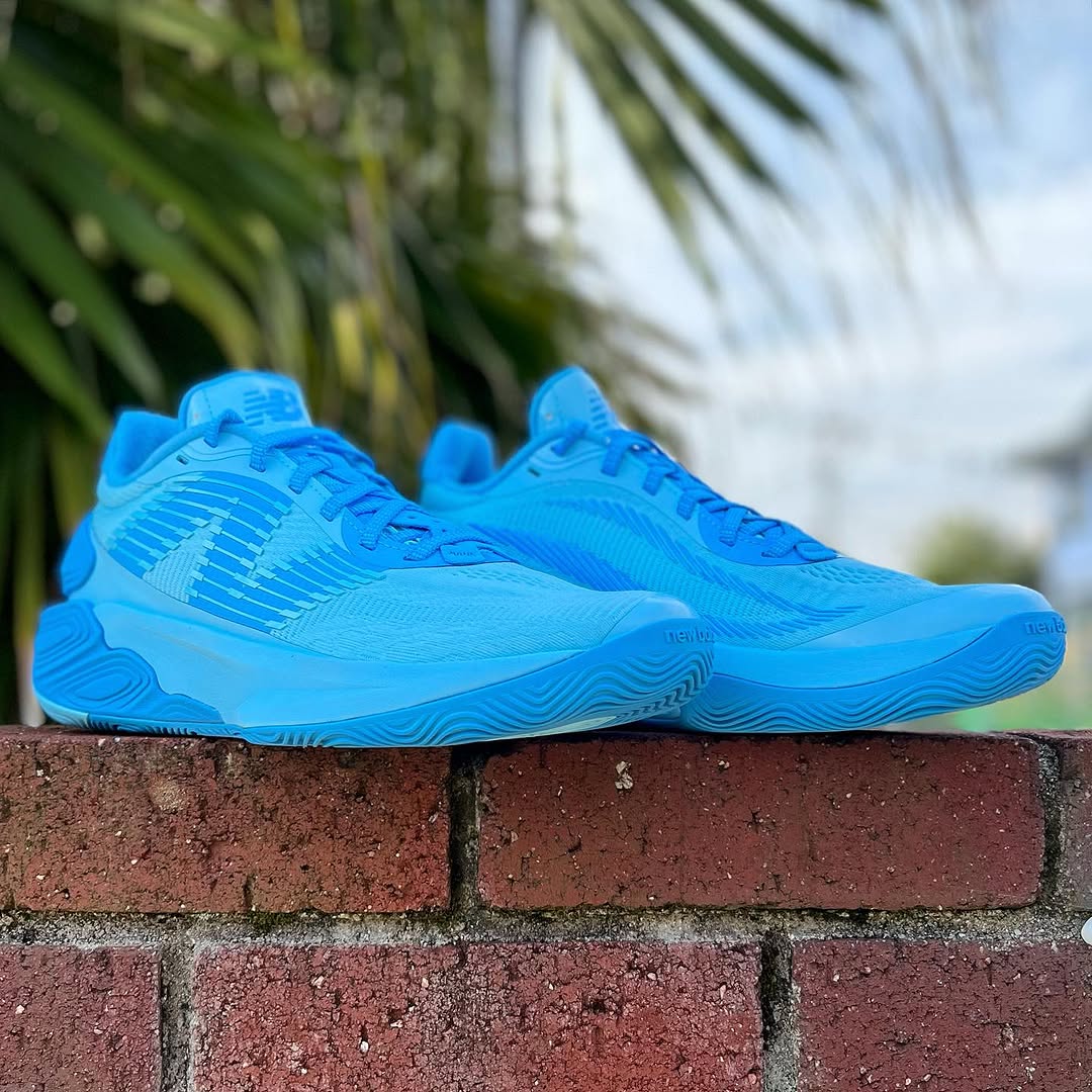 シューズ(男性用) NEW BALANCE TWO WXY V5 highlighter blue NEW BALANCE TWO WXY V5 ニューバランス バッシュ 【MEN'S