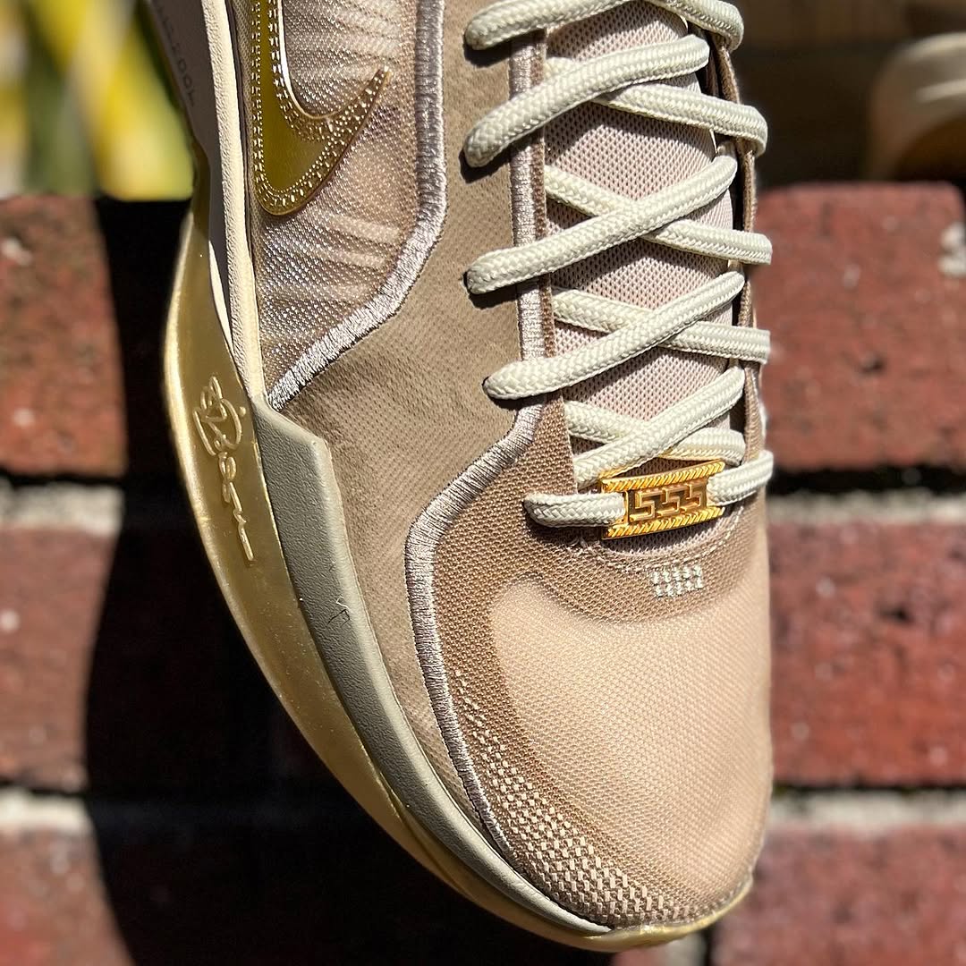 NIKE SABRINA 2 EP 'STRONGER THAN GOLD' 'MENS SIZE' ナイキ サブリナ