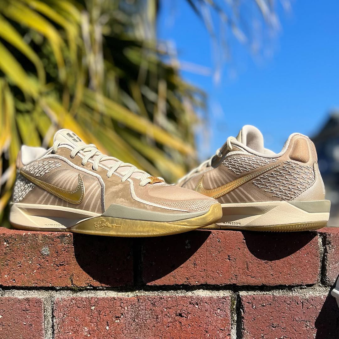 NIKE SABRINA 2 EP 'STRONGER THAN GOLD' 'MENS SIZE' ナイキ サブリナ