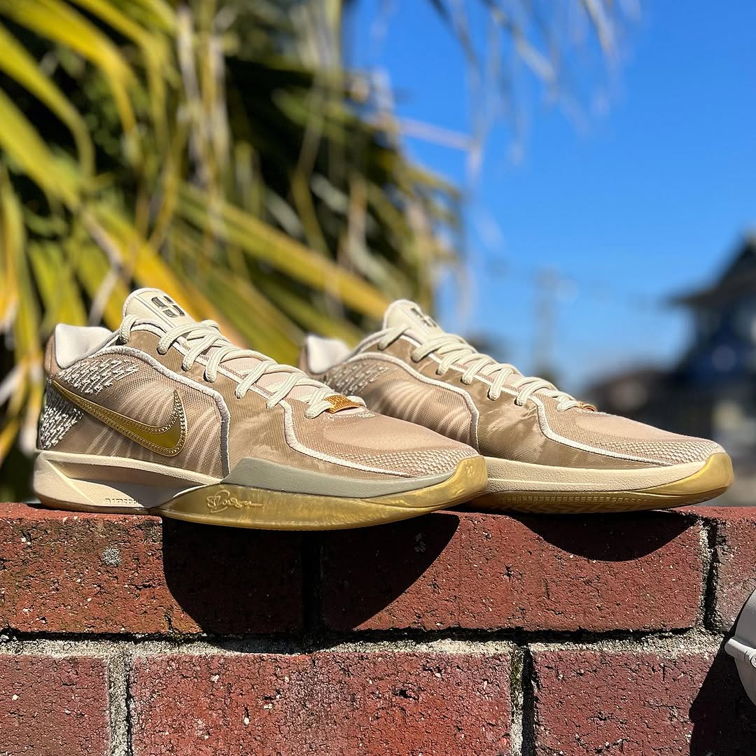NIKE SABRINA 2 EP 'STRONGER THAN GOLD' 'MENS SIZE' ナイキ サブリナ