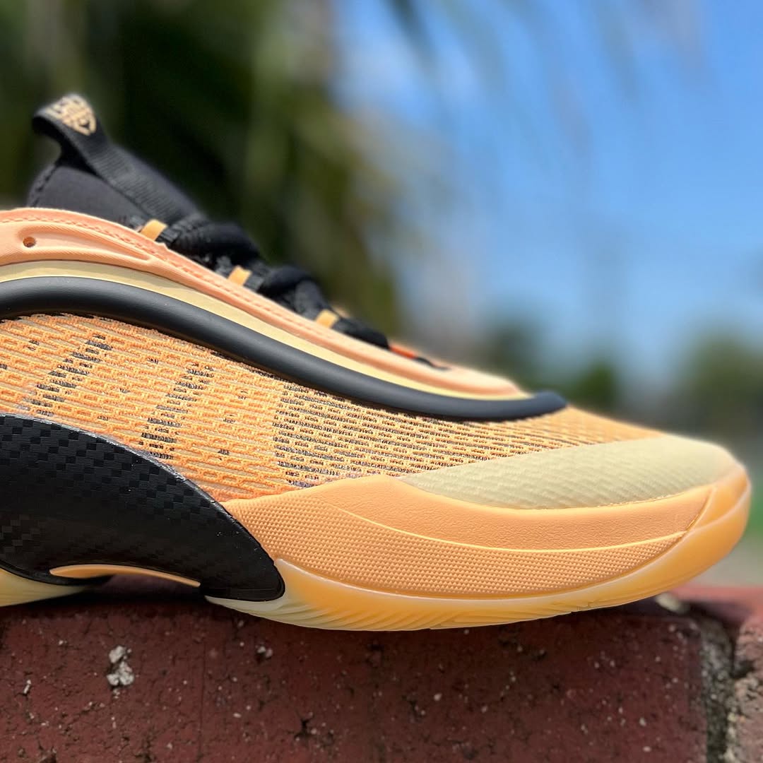 ADIDAS D.O.N. ISSUE 6 アディダス ドノヴァン ミッチェル 6 【MEN'S