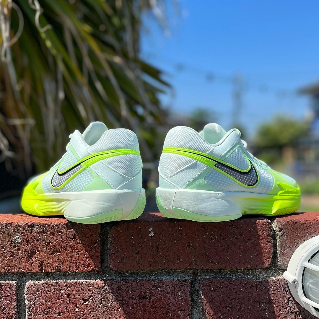 NIKE AIR ZOOM G.T. CUT CROSS 'BARELY GREEN' ナイキ エア ズーム GT