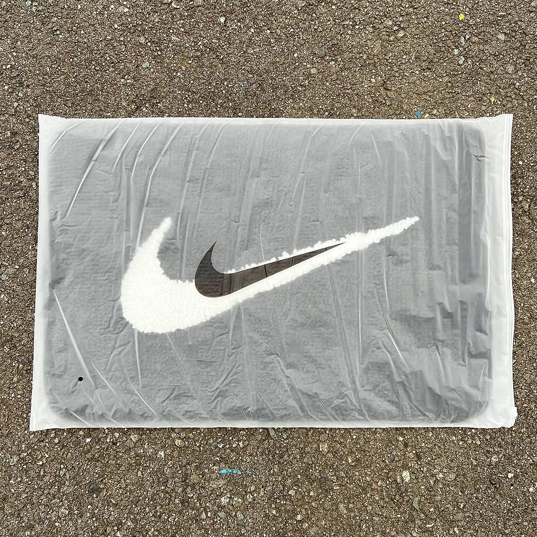 Nikeスウッシュラグマット⭕️ NIKE]ラグマット☆Nike Swoosh Rug Black White (Nike&frasl;ラグ