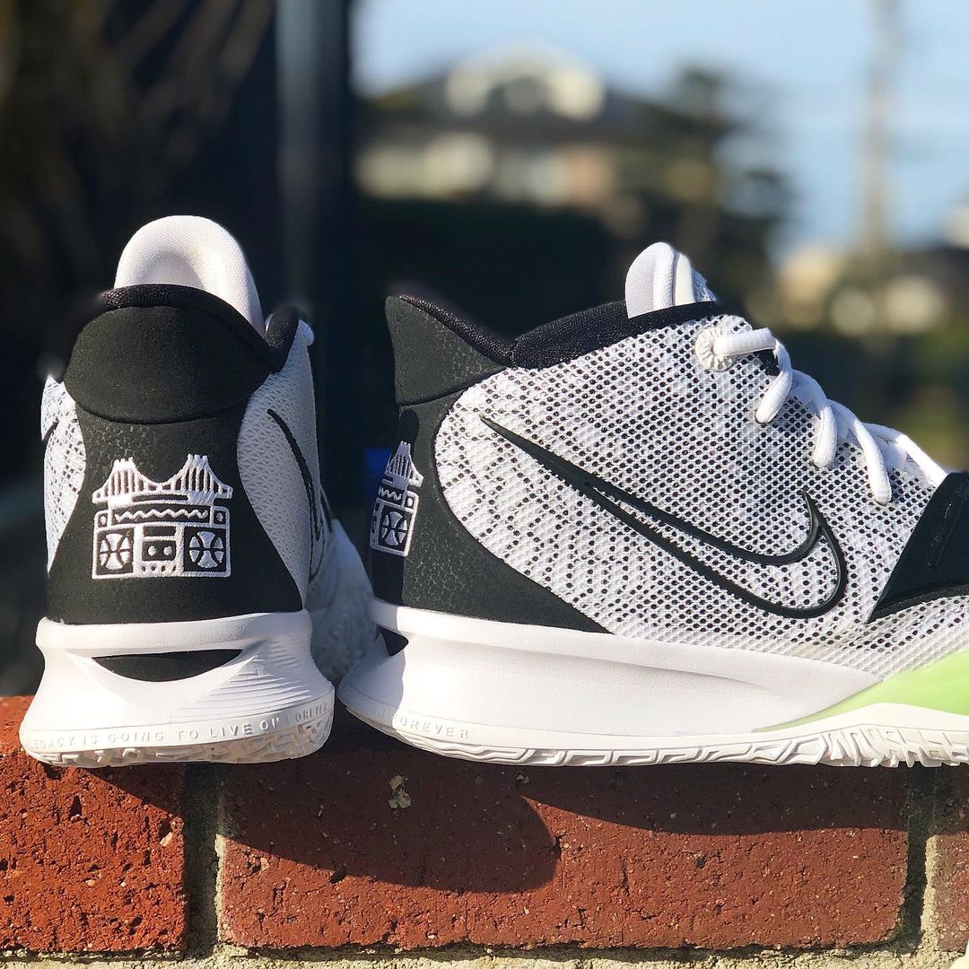 NIKE KYRIE 7 EP 'NETS' ナイキ カイリー 7 【MEN'S】 white/black