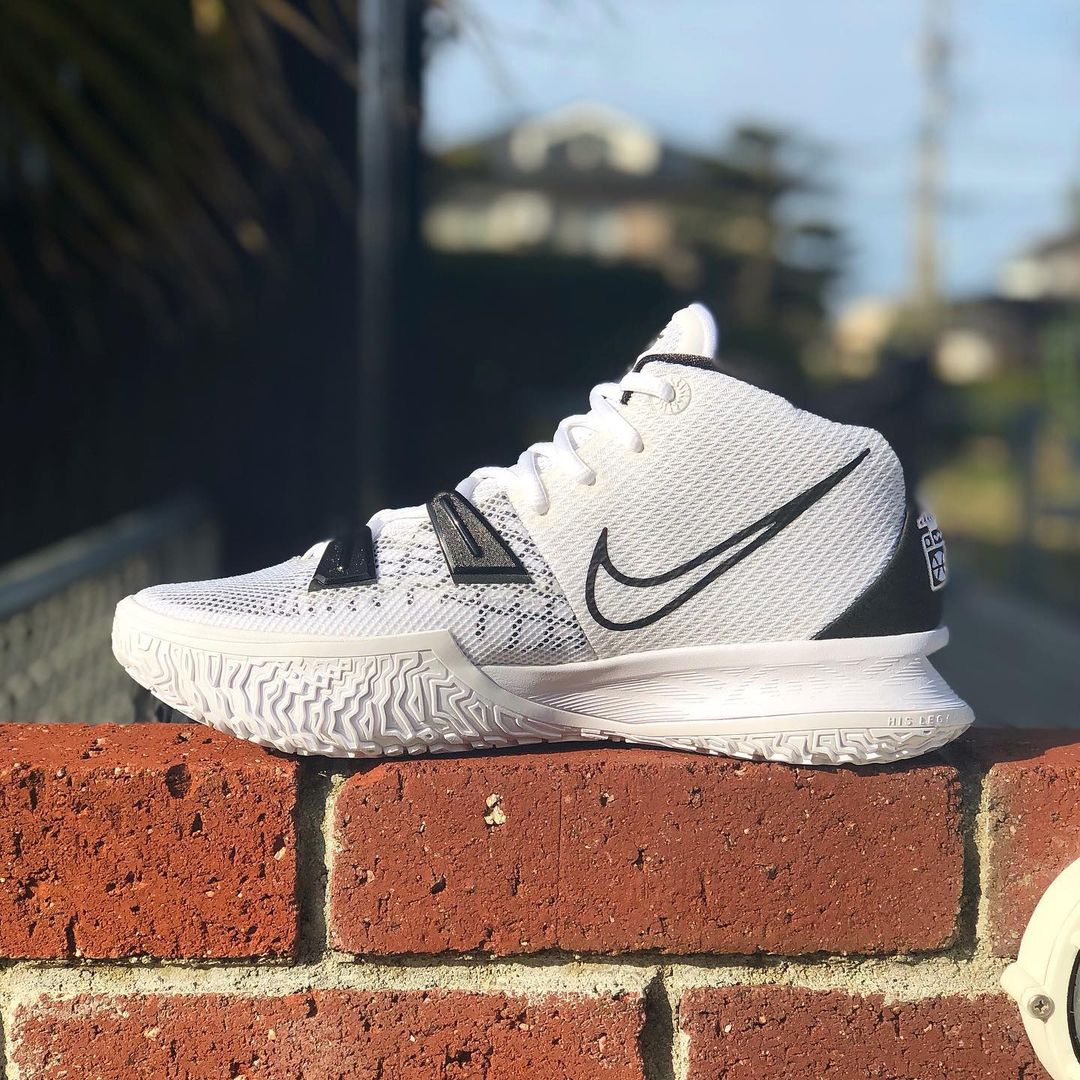 NIKE KYRIE 7 EP 'NETS' ナイキ カイリー 7 【MEN'S】 white/black