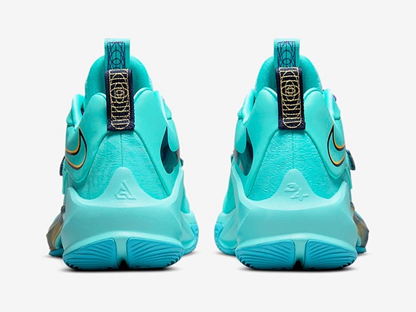 NIKE ZOOM FREAK 3 EP 'AQUA' ナイキ ズーム フリーク 3 ヤニス
