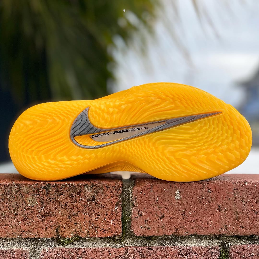 NIKE AIR ZOOM G.T. CUT 4 EP ナイキ エア ズーム GT カット 4 【MEN'S