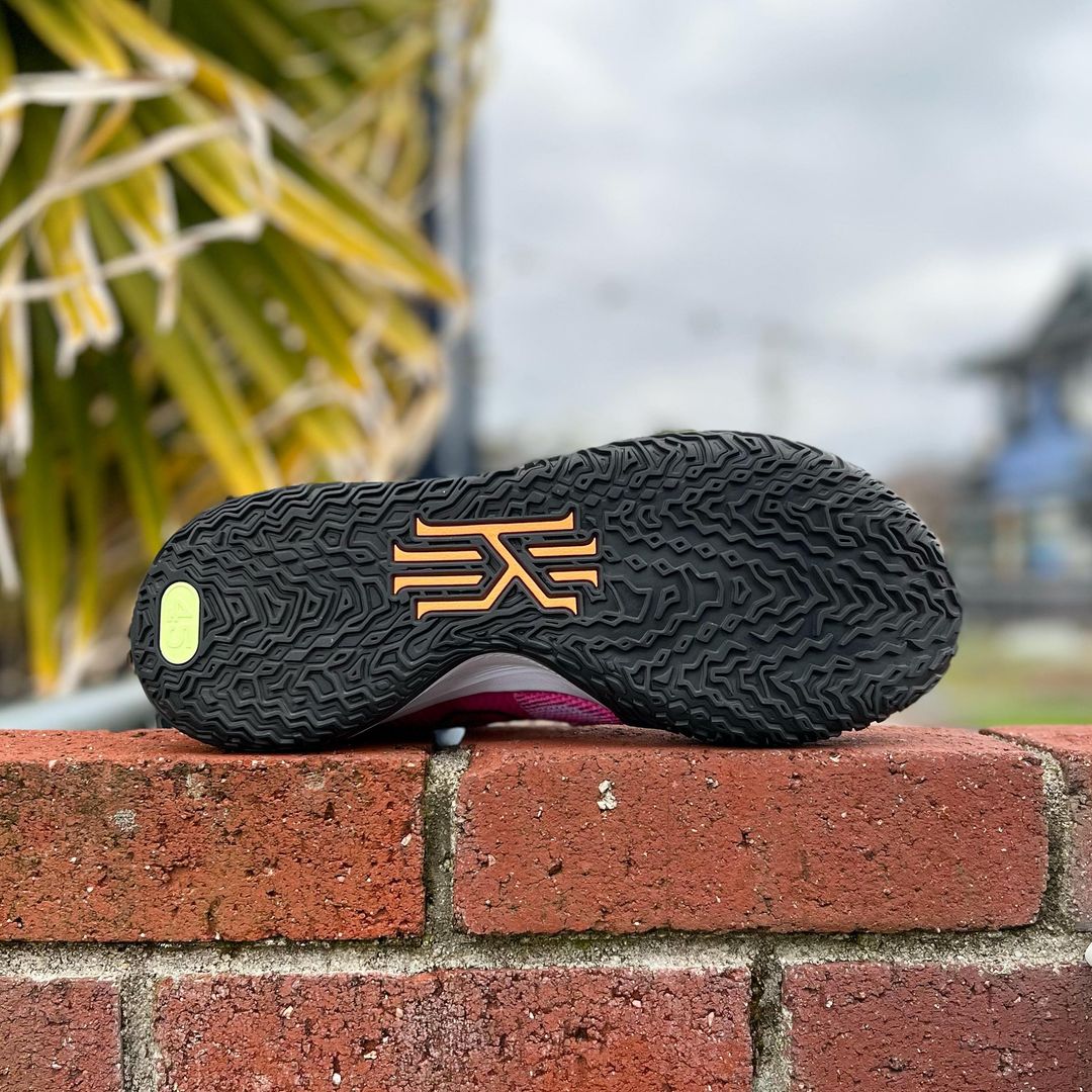 NIKE KYRIE 7 EP 'HENDRIX' ナイキ カイリー 7 【MEN'S】 active