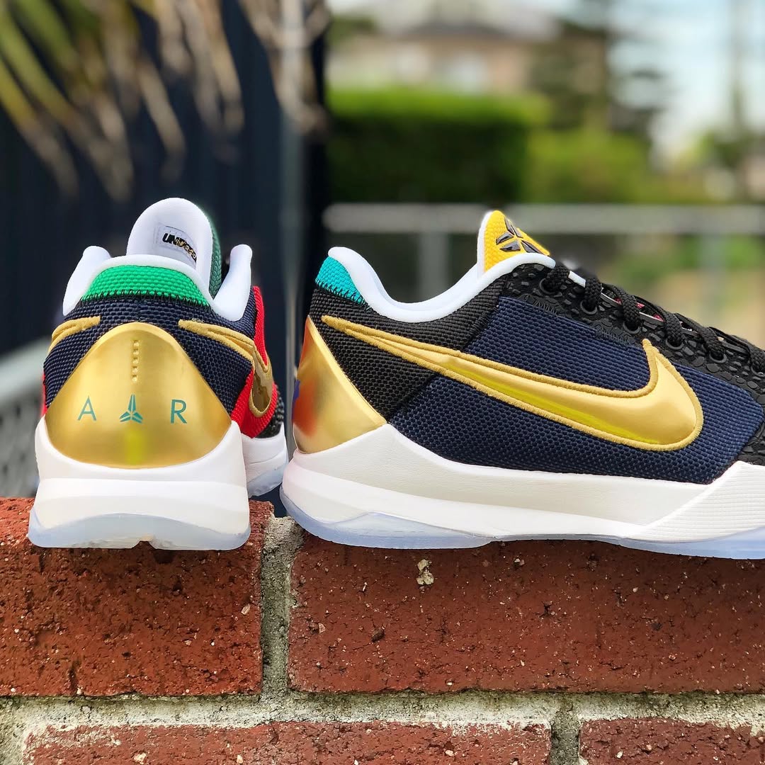NIKE KOBE 5 PROTRO 'UNDEFEATED WHAT IF PACK' ナイキ コービー
