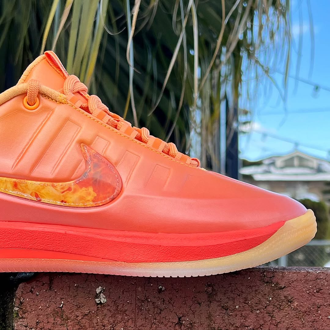 NIKE BOOK 2 EP 'PHOENIX' ナイキ ブック 2 小さいサイズ ミニバス