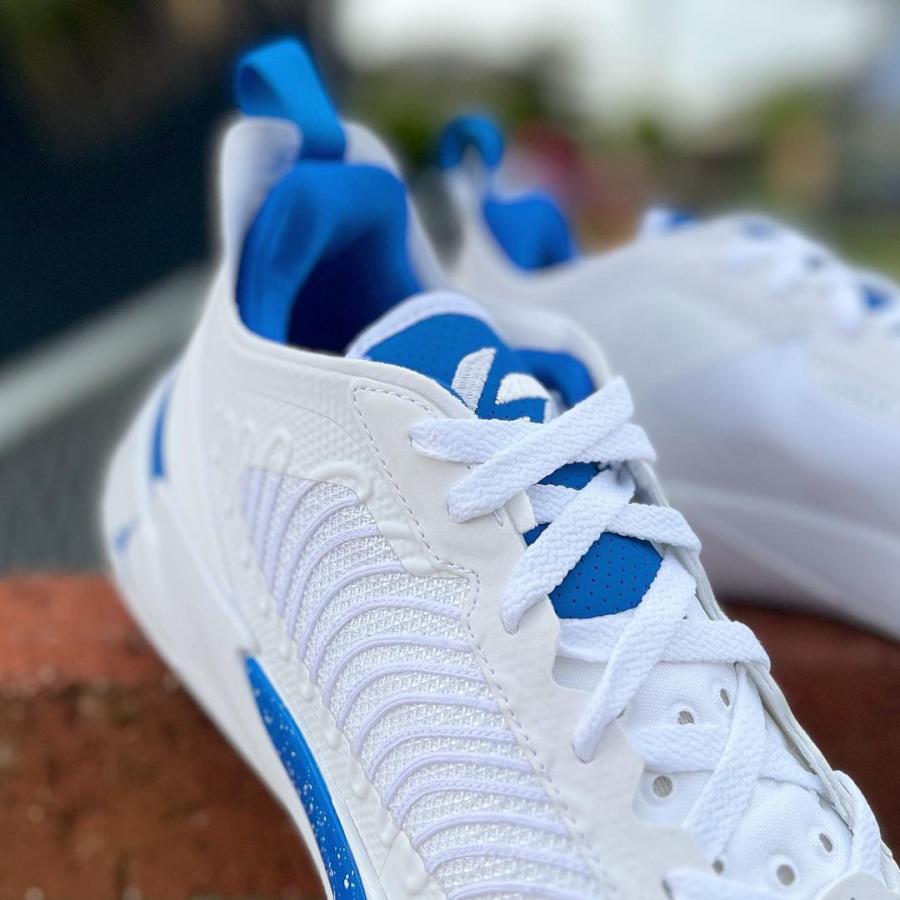Jordan LUKA1 バスケットボールシューズ ホワイト/ブルー ジョーダン ルカ 1 が真っ白な新色でデビューしたけど、どう思う