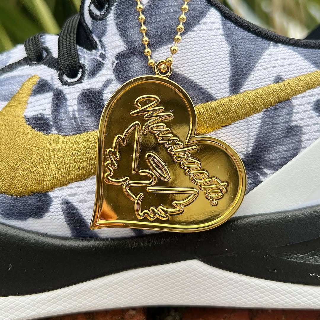 NIKE KOBE VIII PROTRO 'MAMBACITA' ナイキ コービー 8 プロトロ