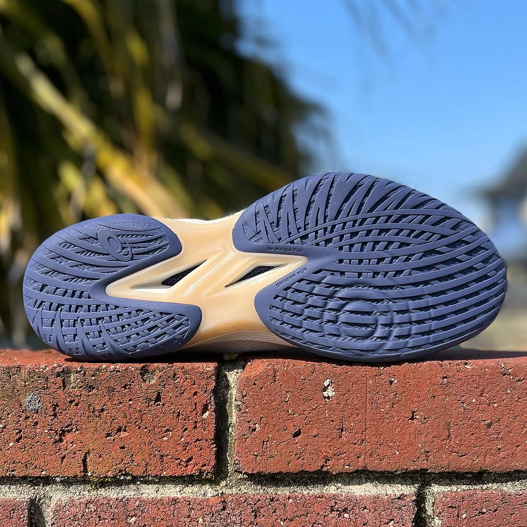 ASICS GLIDE NOVA FF 3 アシックス グライドノヴァ 【MEN'S】 cream