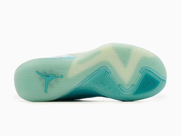 NIKE - 激レア エンゼルス マドン監督 2021年 実使用  70年代ウィークエンド A26670270_1200x.jpg?v=1705473639