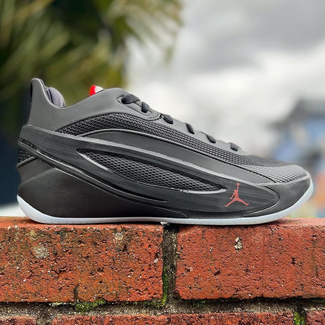 JORDAN LUKA 5 PF 'BRED' ナイキ ジョーダン ルカ 5 ドンチッチ