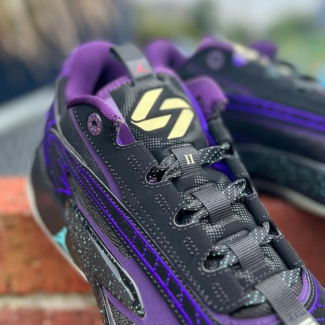 JORDAN LUKA 2 SPACE HUNTER ナイキ ジョーダン ルカ 2 ドンチッチ