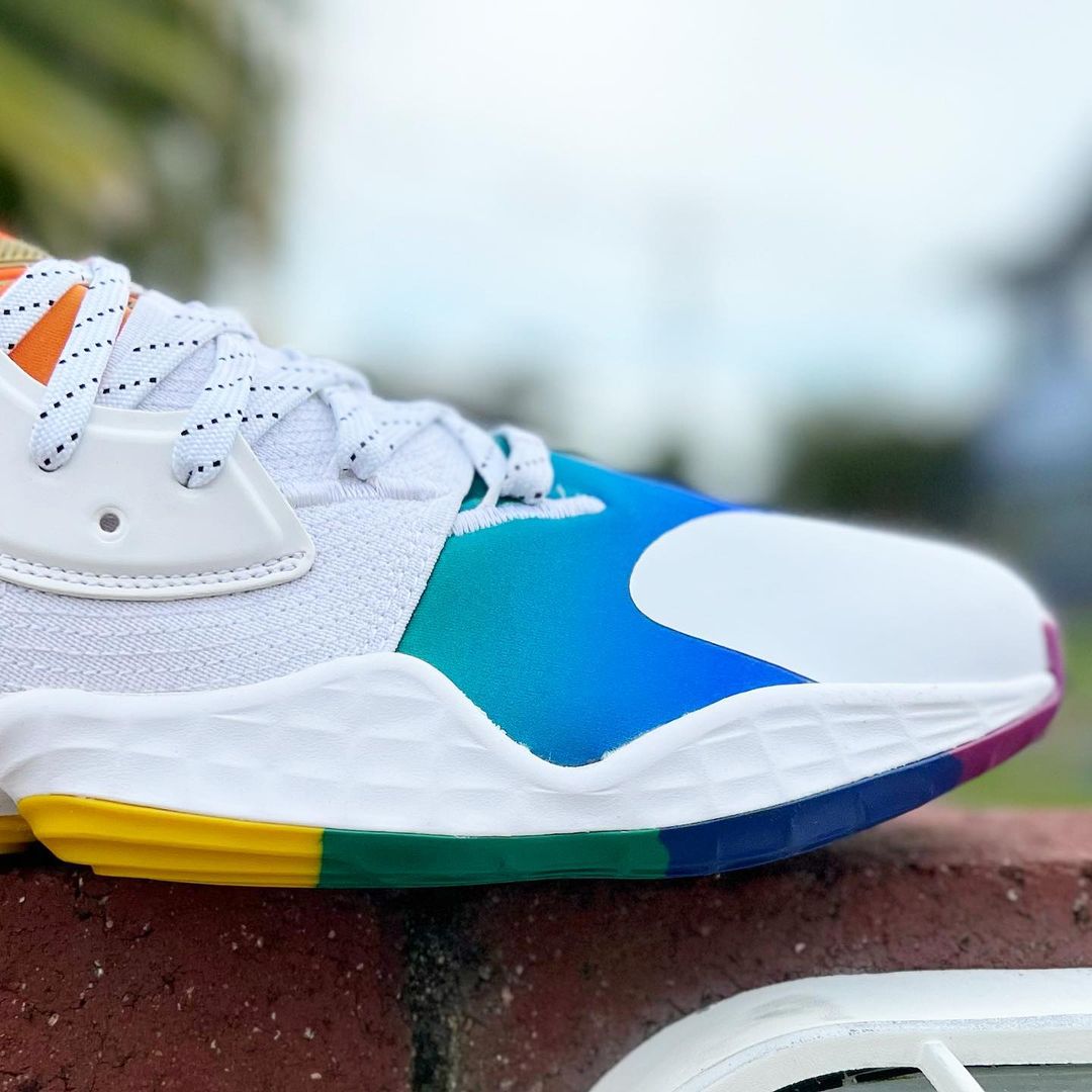 ADIDAS HARDEN VOL.4 'PRIDE' アディダス ハーデン プライド