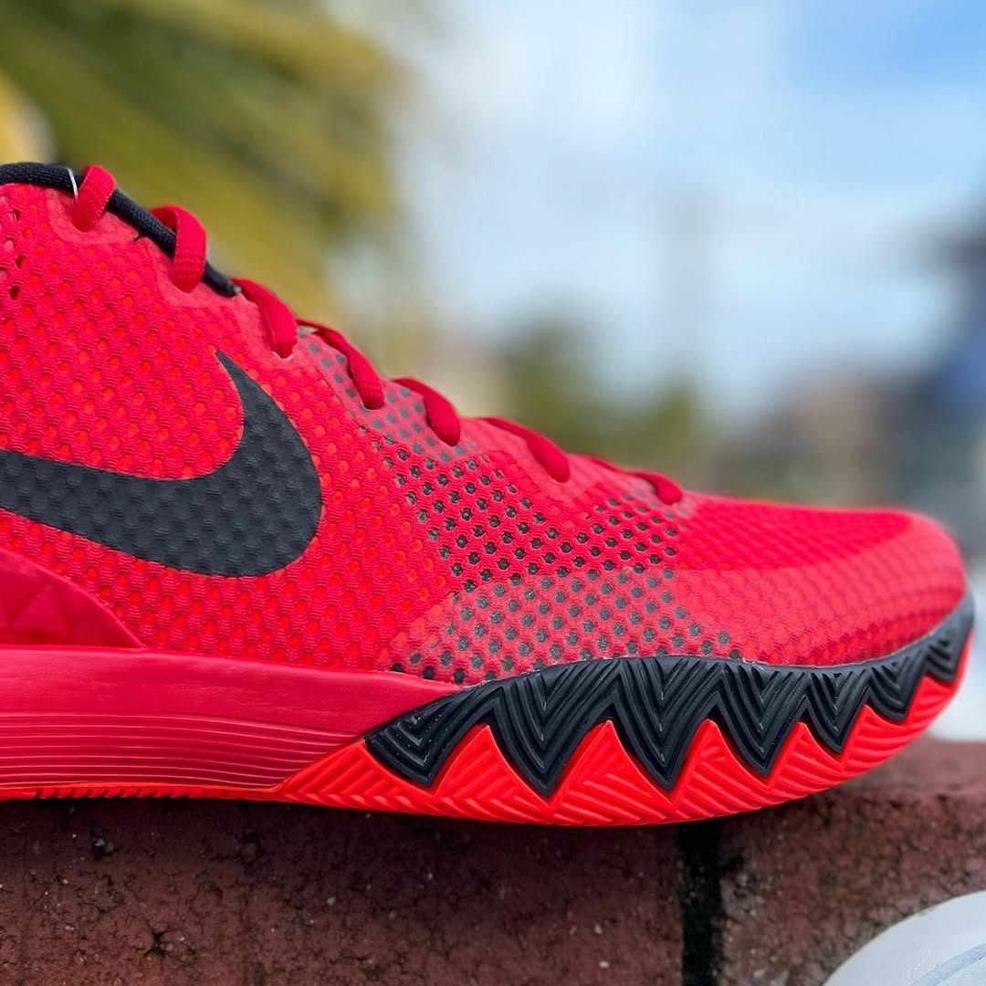 NIKE KYRIE 1 EP 'DECEPTIVE RED' ナイキ カイリー 1 【MEN'S】 bright