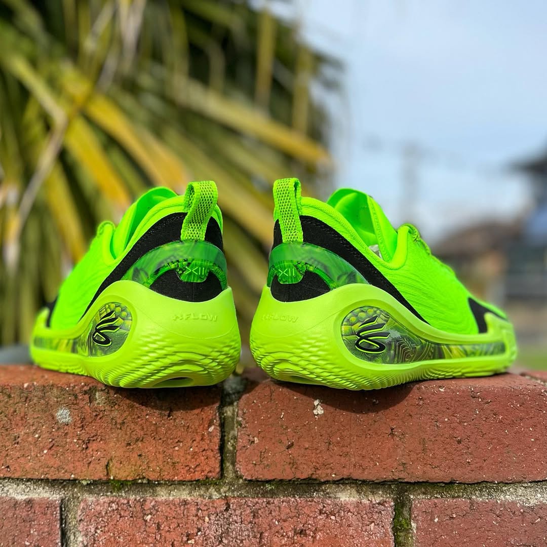 UNDER ARMOUR CURRY 12 'EXTRATERRESTIAL' アンダーアーマー