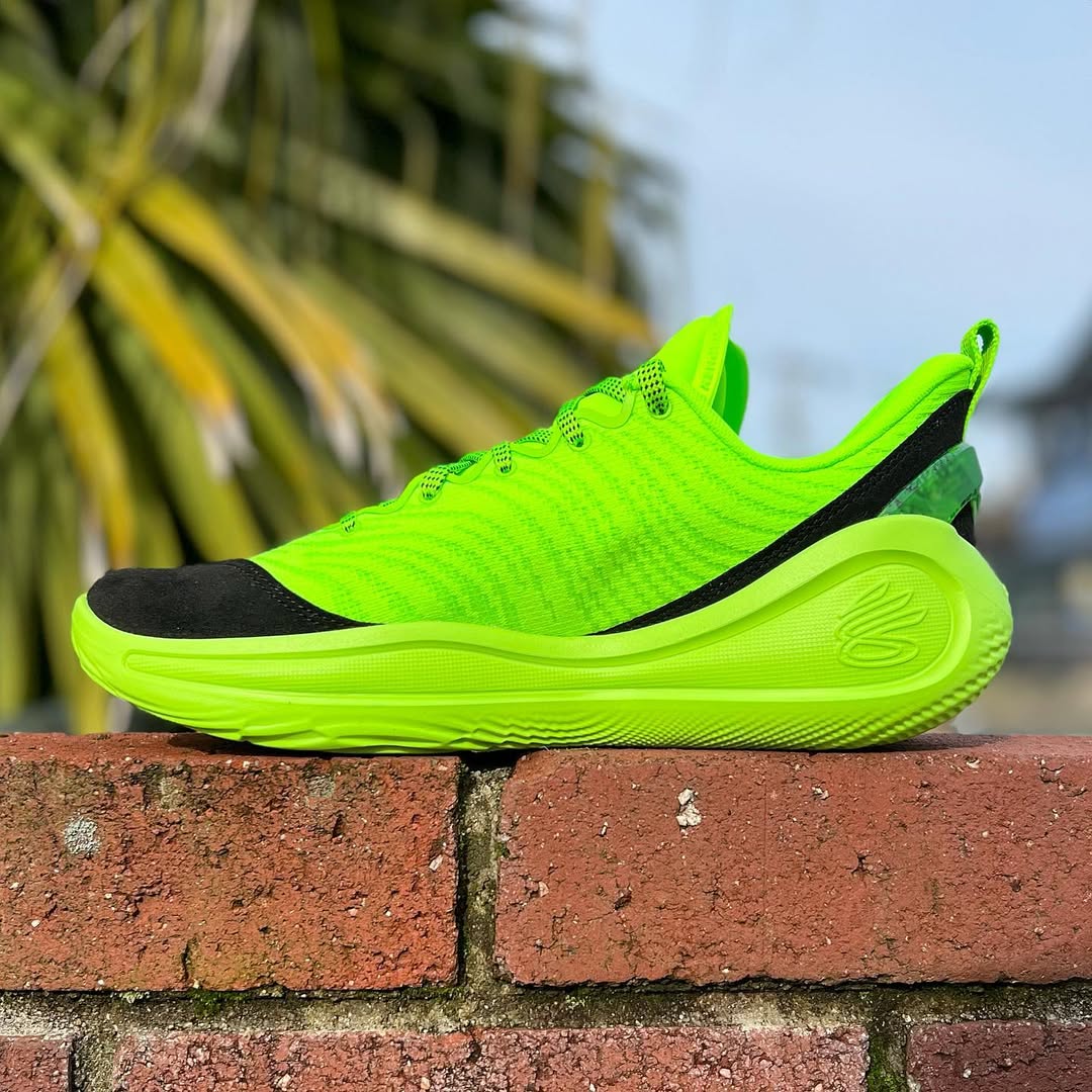 UNDER ARMOUR CURRY 12 'EXTRATERRESTIAL' アンダーアーマー