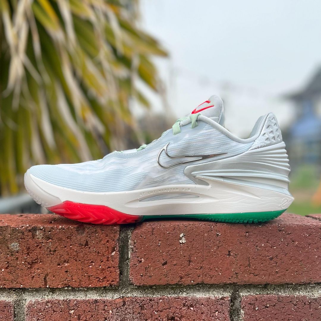 Nike GT Cut 2 バスケットボールシューズ　　やるき専用 Nike G.T. Cut 2 Men's Basketball Shoes – Midway Sports