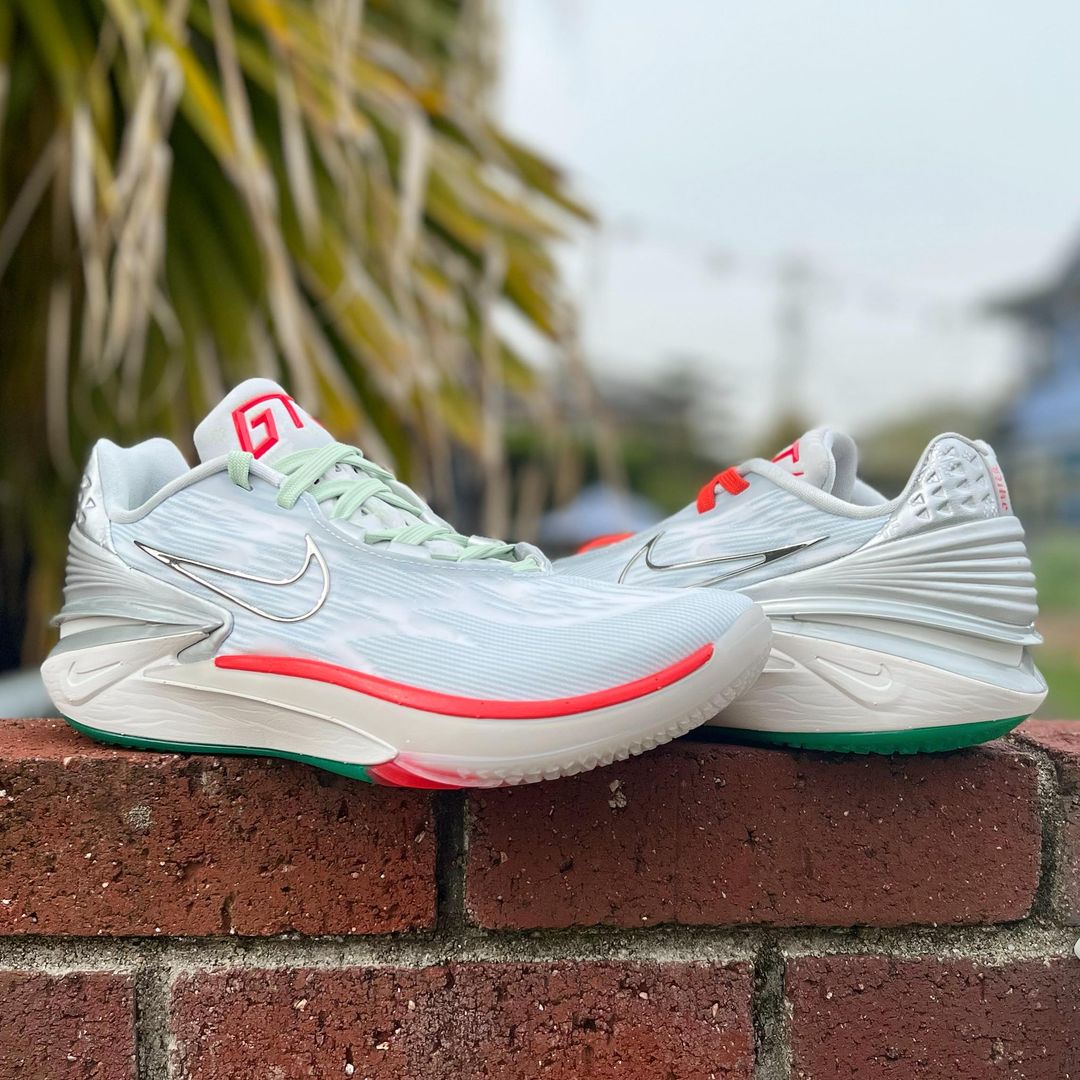 NIKE AIR ZOOM G.T. CUT 2 'CHRISTMAS' ナイキ エア ズーム GT カット