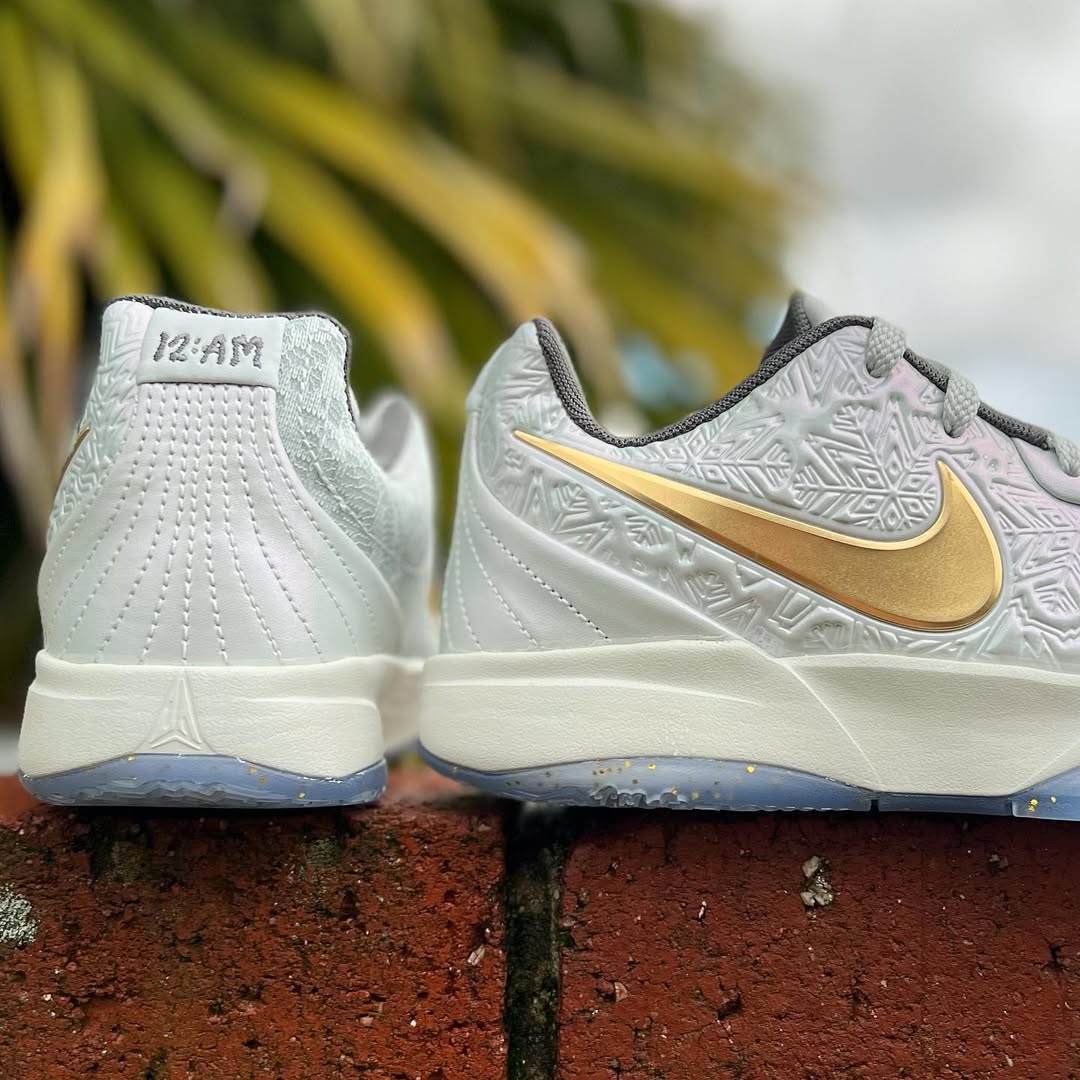 NIKE JA 2 GS 'TREE TOP' 'CHRISTMAS' ナイキ ジャ 2 ジャ