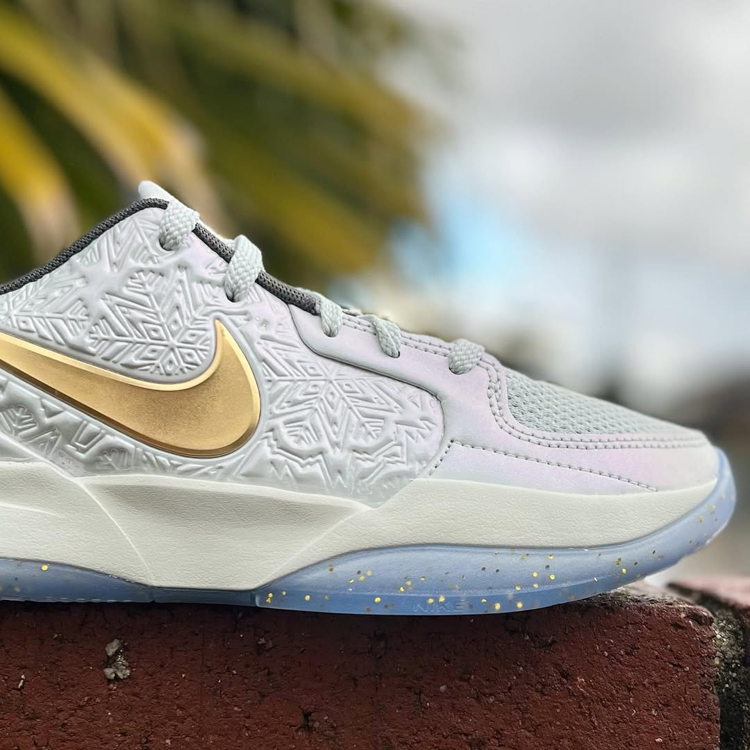 NIKE JA 2 GS 'TREE TOP' 'CHRISTMAS' ナイキ ジャ 2 ジャ