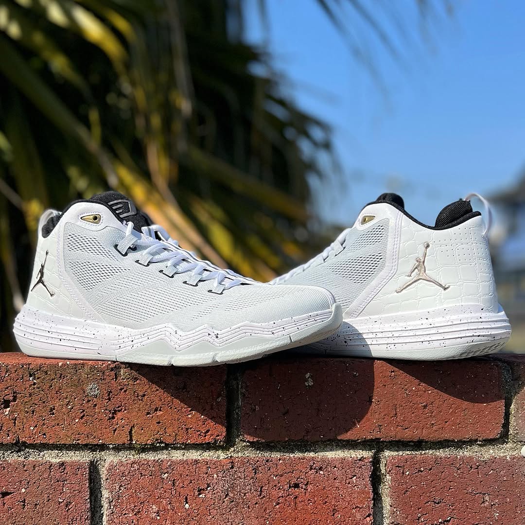 JORDAN CP3.IX AE ジョーダン CP3 9 【MEN'S】 white/metallic