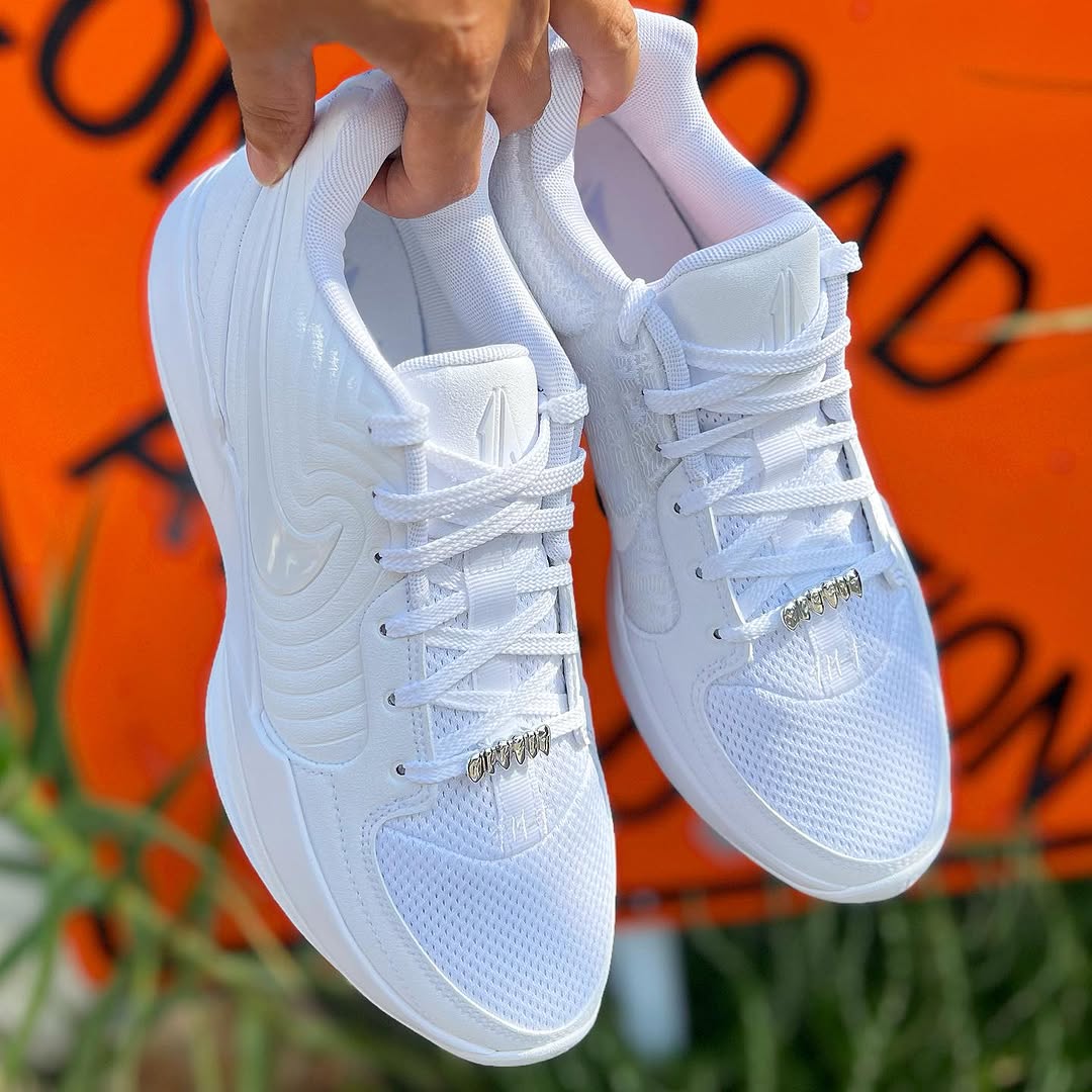 NIKE JA 2 EP TB ナイキ ジャ 2 ジャ モラント 【MEN'S】 white