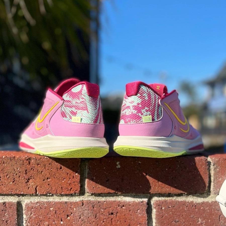 NIKE KYRIE LOW 5 '1 WORLD 1PEOPLE' ナイキ カイリー ローカット 5