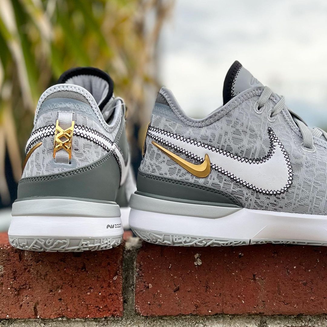 NIKE ZOOM LEBRON NXXT GEN ナイキ ズーム レブロン ネクスト