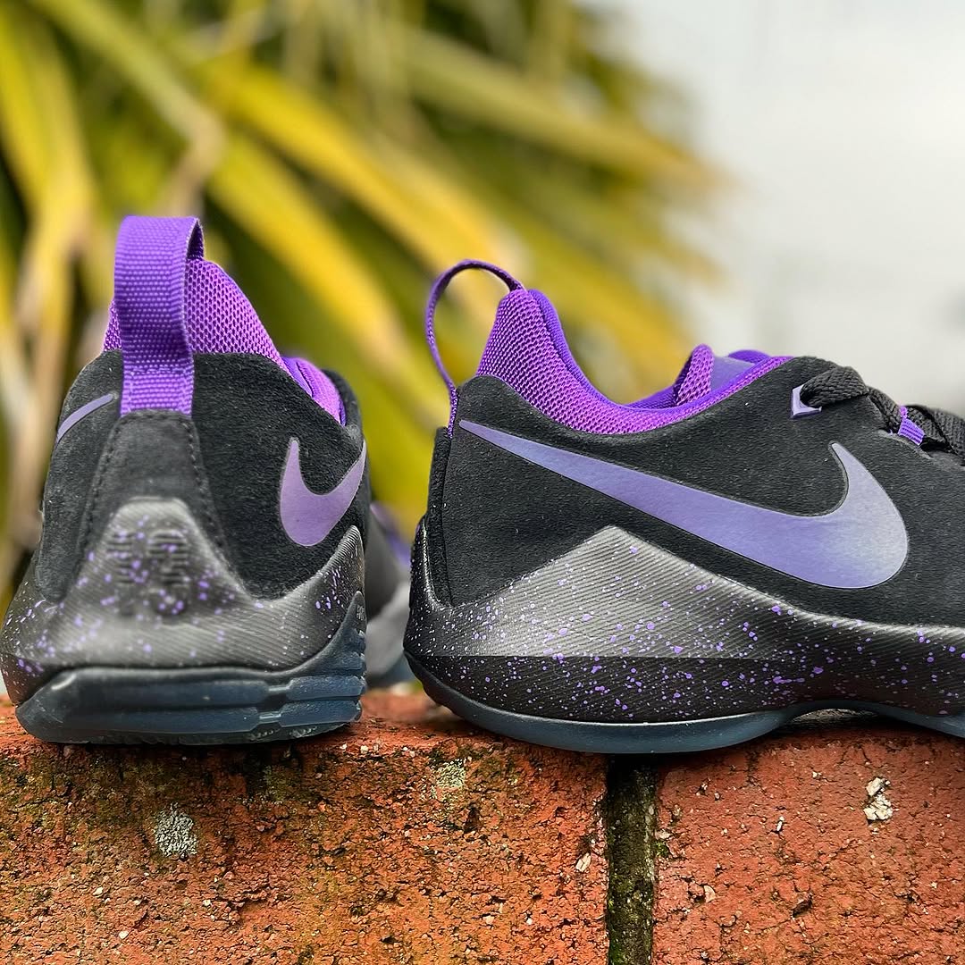 Nike バスケットボールシューズ ブラックPG1EP NIKE PG 1 GS 'GRAPE' ナイキ ポール ジョージ 1 【BOY'S