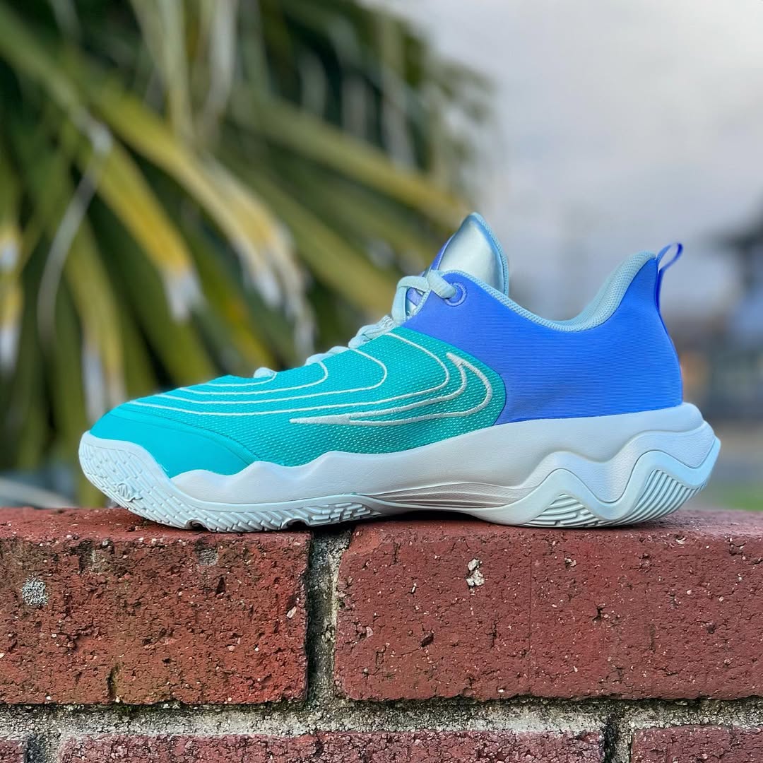 NIKE GIANNIS IMMORTALITY 4 GS ナイキ ヤニス イモータリティ 4