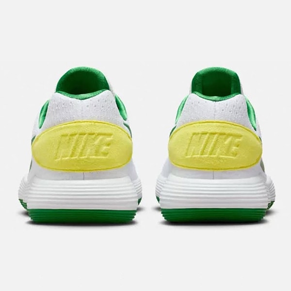 激レアNIKE ハイパーダンク2017 low 海外限定　カレッジ　イエロー 激レアNIKE ハイパーダンク2017 low 海外限定 カレッジ イエロー